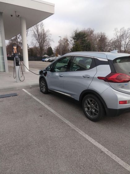 EV charger at BMW of Toledo‎