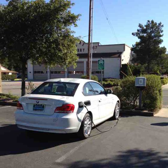 EV charger at Temecula Farmers Market - 6th St Lot (2)