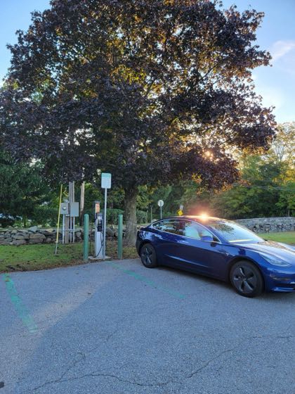 EV charger at BEDFORDEV MEMORIAL PARK 1