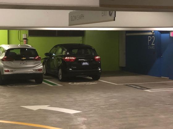 EV charger at 865 S Figueroa Tower