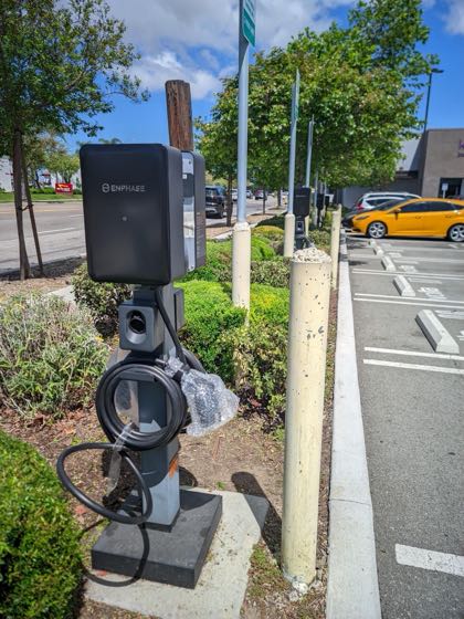 EV charger at ALDI