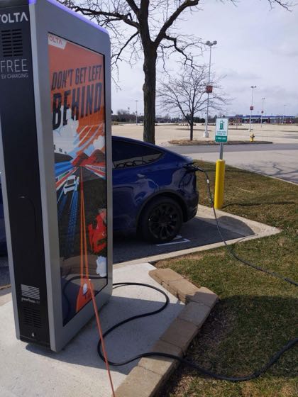 EV charger at Hawthorn Mall - Macy's