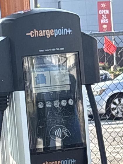 EV charger at Lincoln Park