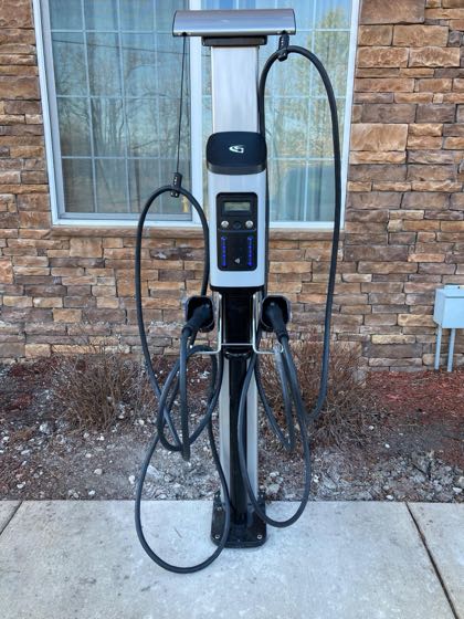 EV charger at Comfort Suites Libertyville North