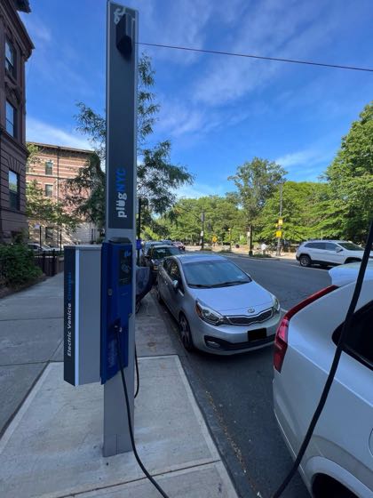 EV charger at Prospect Park W & 5th St Parking