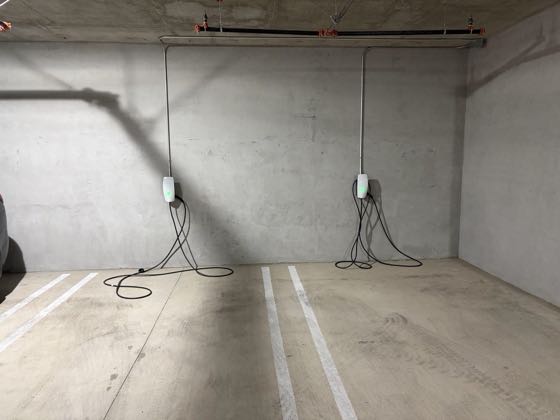EV charger at Hampton Inn / Home2 Suites - Riverside Downtown