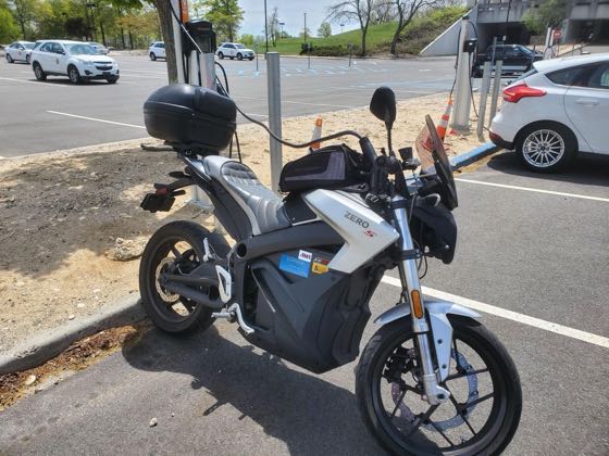 EV charger at Brookhaven Town Hall (2)