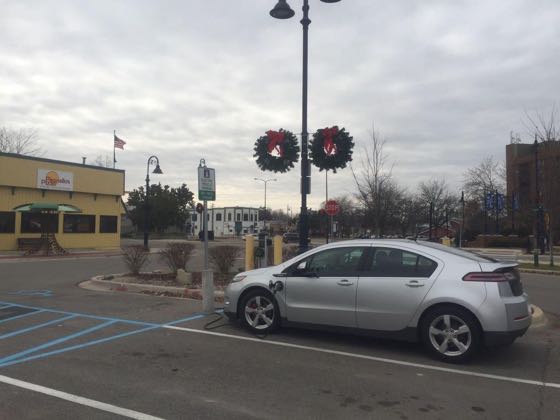 EV charger at Pisanello's Pizza