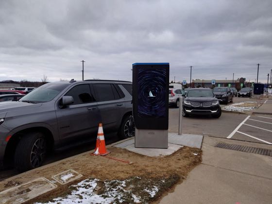 EV charger at Tanger Outlets Grand Rapids (2)