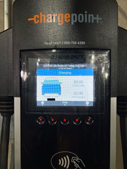EV charger at Ottawa - Fulton Ramp