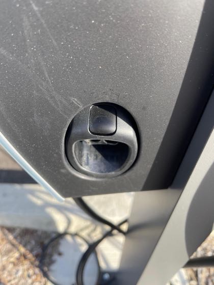 EV charger at Hampton Inn And Suites By Hilton Indianapolis South Greenwood