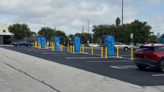 EV charger at Walmart Supercenter #1117
