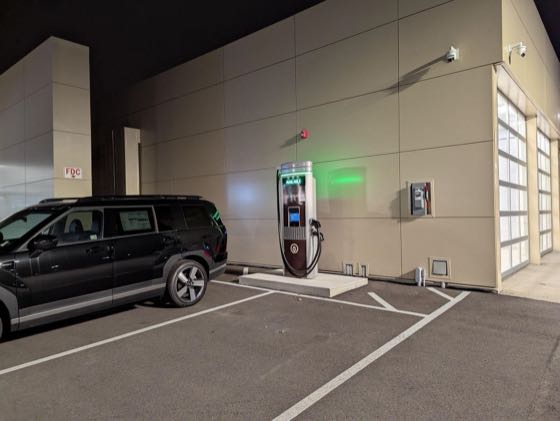EV charger at Glenbrook Hyundai - Happy Car Store