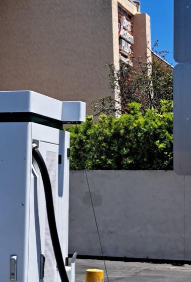 EV charger at Best Western Plus Thousand Oaks Inn (2)