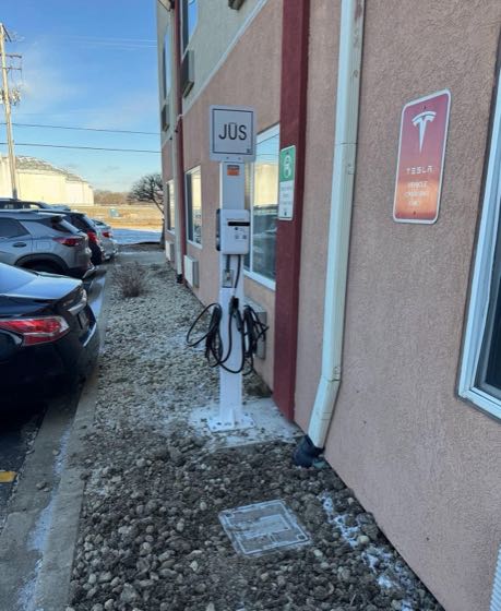 EV charger at Super 8 O'Hare Elk Grove