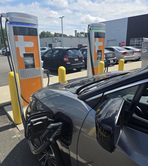 EV charger at Balise Hyundai