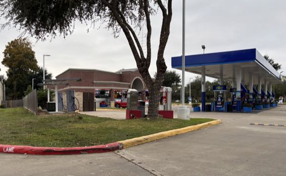 EV charger at Sunoco Missouri City